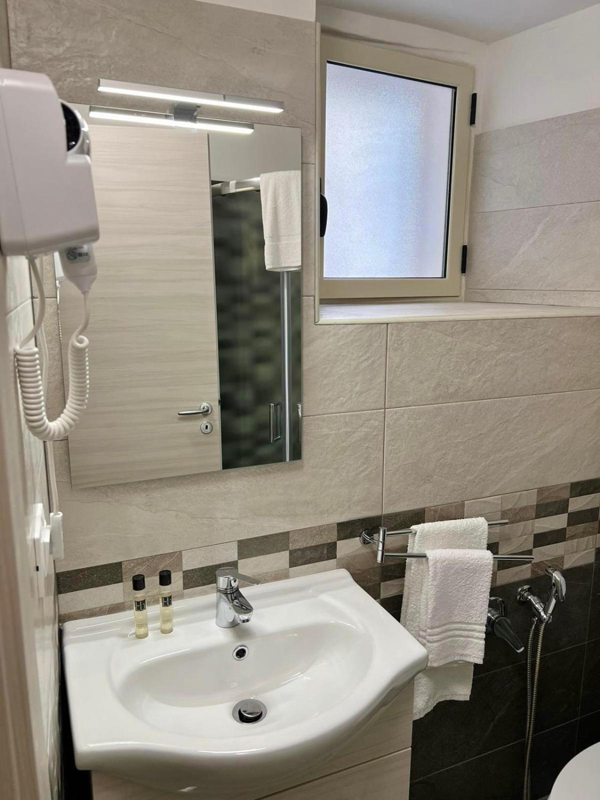 بيتسو Costa Degli Dei Rooms المظهر الخارجي الصورة